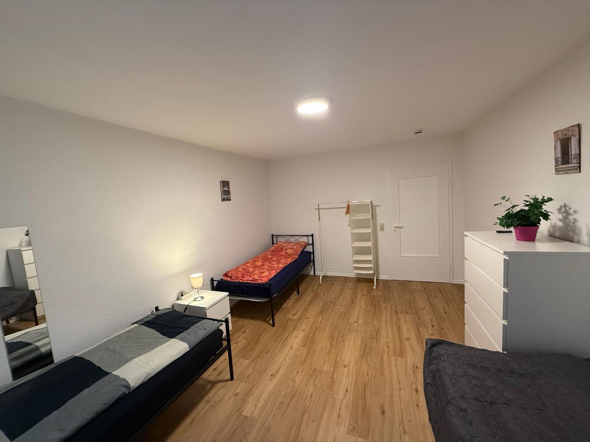 Big, Cosy And Central Apartment Карлсруэ Экстерьер фото